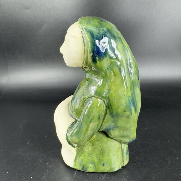 Vintage Hand Made Folk Art Figurine Woman Wearing Green Cloak Wrap Sculpture VTG - Picture 7 of 11